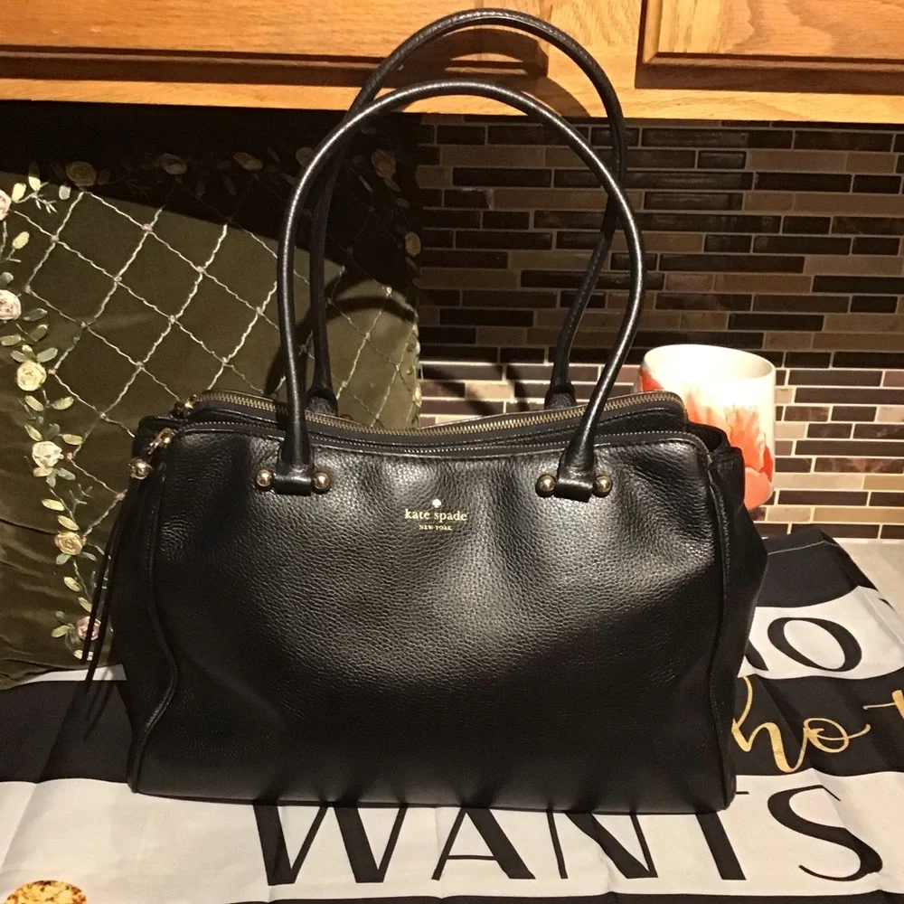 KATE SPADE ♠️Charles Street Brantley Black Pebbled Bag - Picture 1 of 14